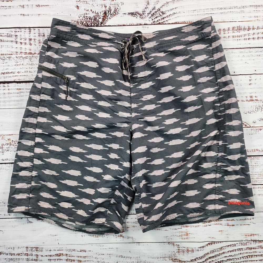 Patagonia Wavefarer Board‎ Shorts Mens 35 Gray Ikat Print Swim Trunks 86559